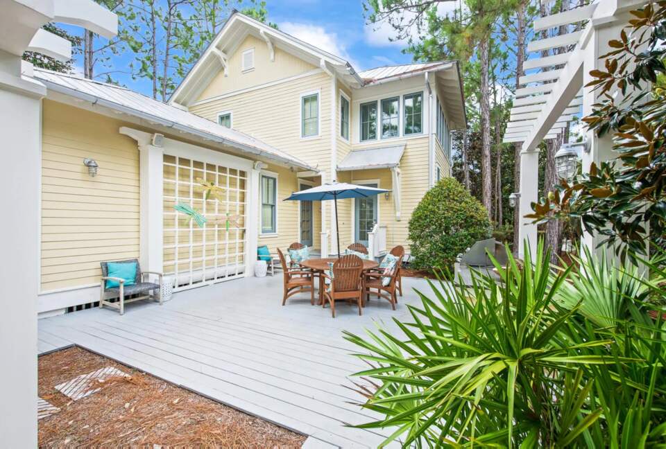 Home Exchange in Santa Rosa Beach, FL, outside patio and grill