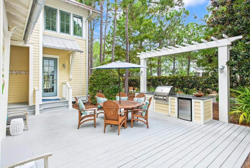 Home Exchange in Santa Rosa Beach, FL, patio and grill