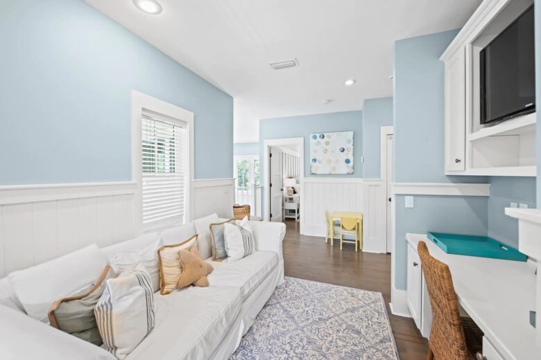 Home Exchange in Santa Rosa Beach, FL, second floor office seating