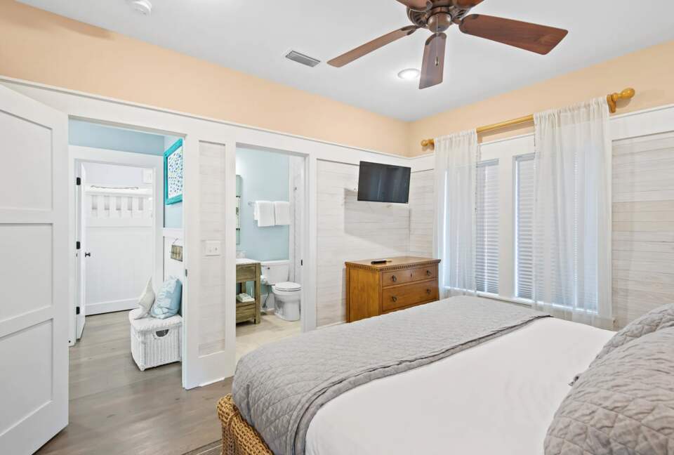Home Exchange in Santa Rosa Beach, FL, second guest bedroom
