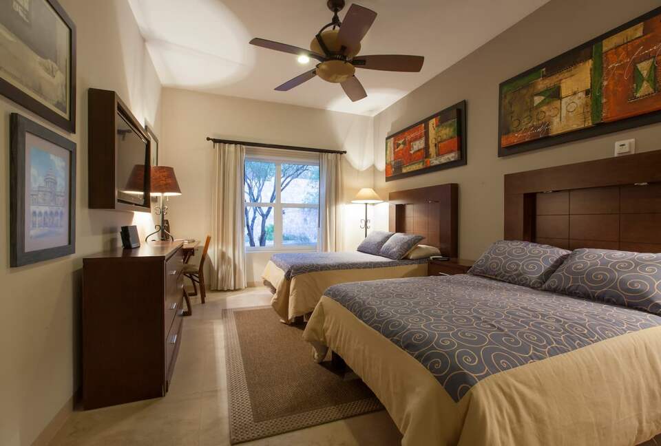 Las Colinas: 3 Bedroom (Puerta Cortés) - La Paz, Mexico