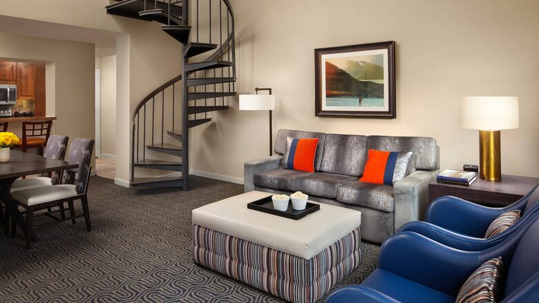 Living room open to kitchen