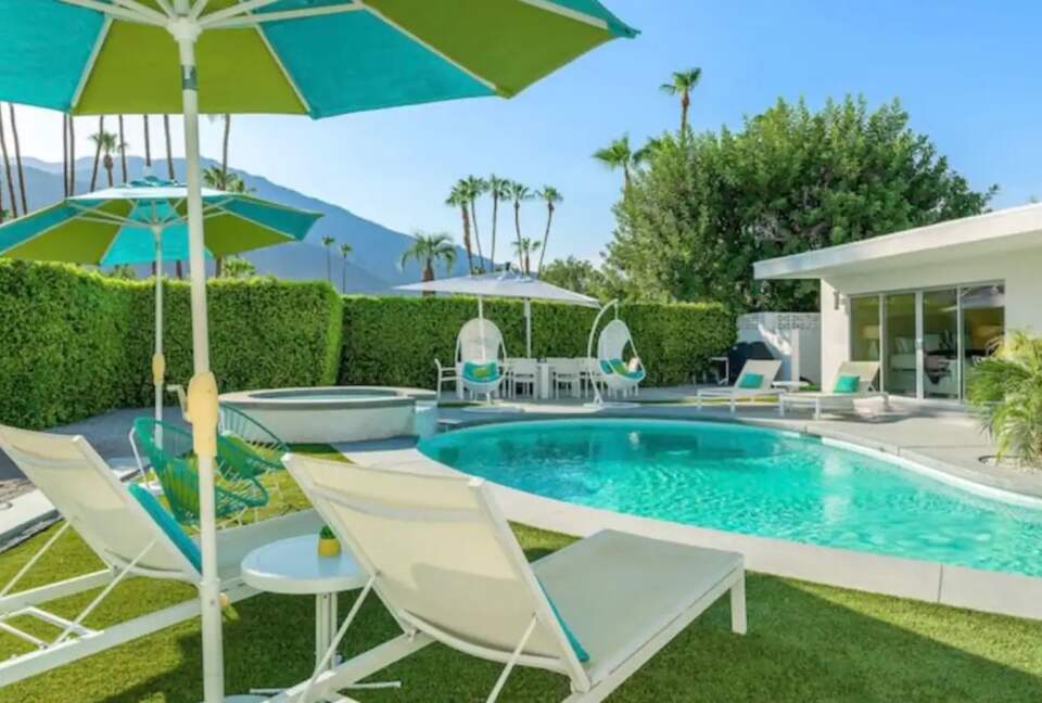 Home Exchange in Palm Springs, CA, midcentury modern designs