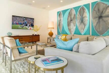 Home Exchange in Palm Springs, CA, art work from local artist