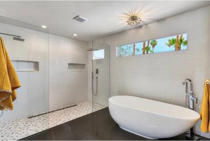 Home Exchange in Palm Springs, CA, resort style master bathroom