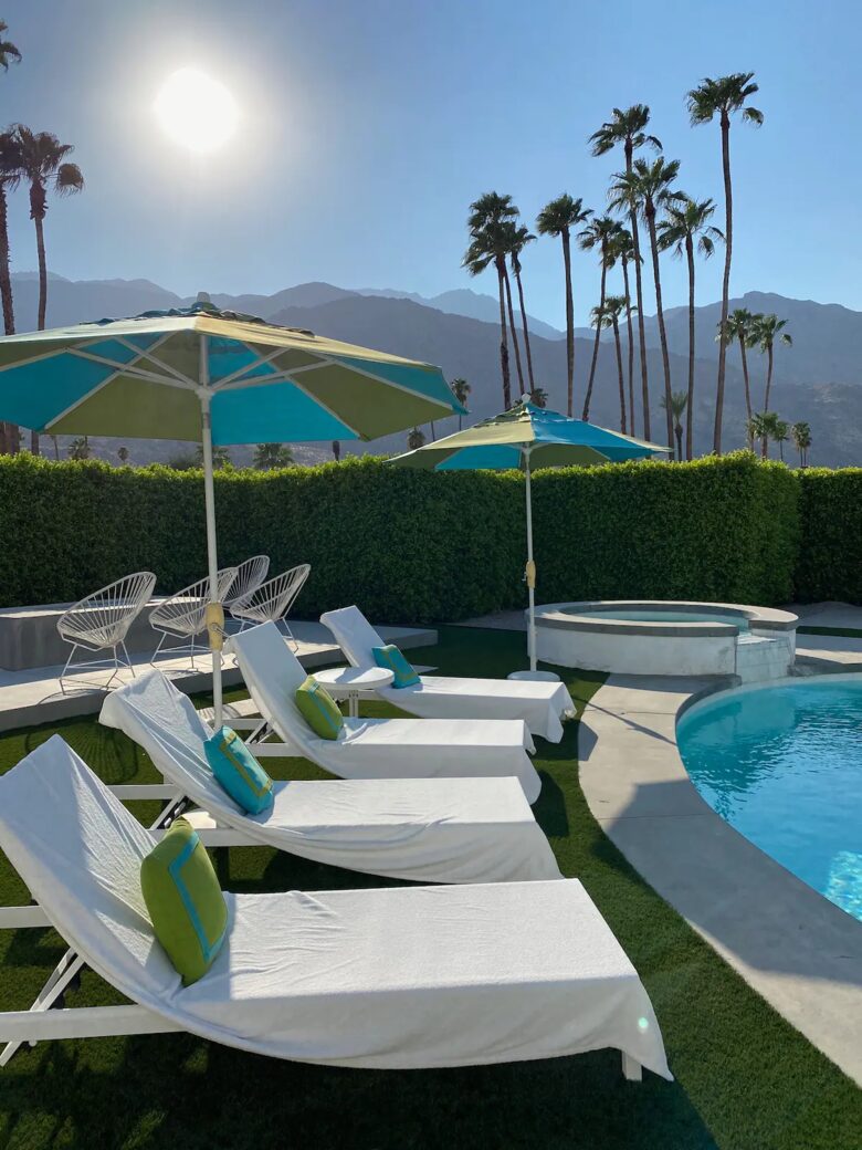 Home Exchange in Palm Springs, CA, lounge area