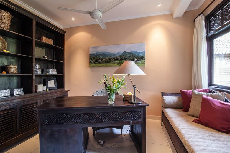 Home exchange in Ubud, Bali, furnished office with desk and couch