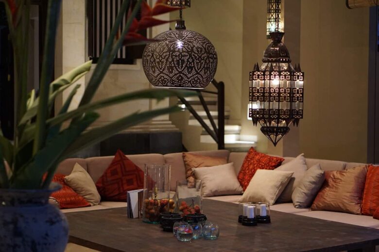 Home exchange in Ubud, Bali, sitting area with exotic lights
