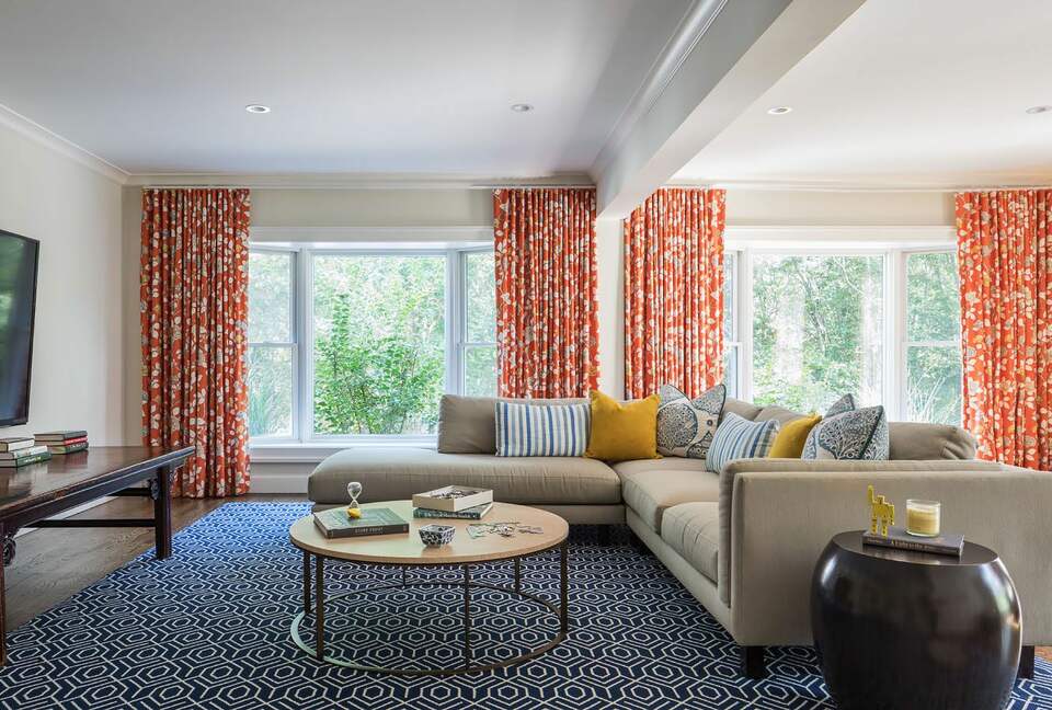 Home Exchange in Sag Harbor, NY, large family room with TV