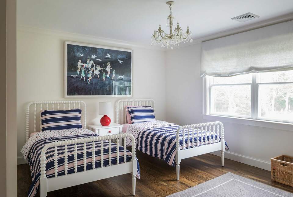 Home Exchange in Sag Harbor, NY, whimsical twin bedroom