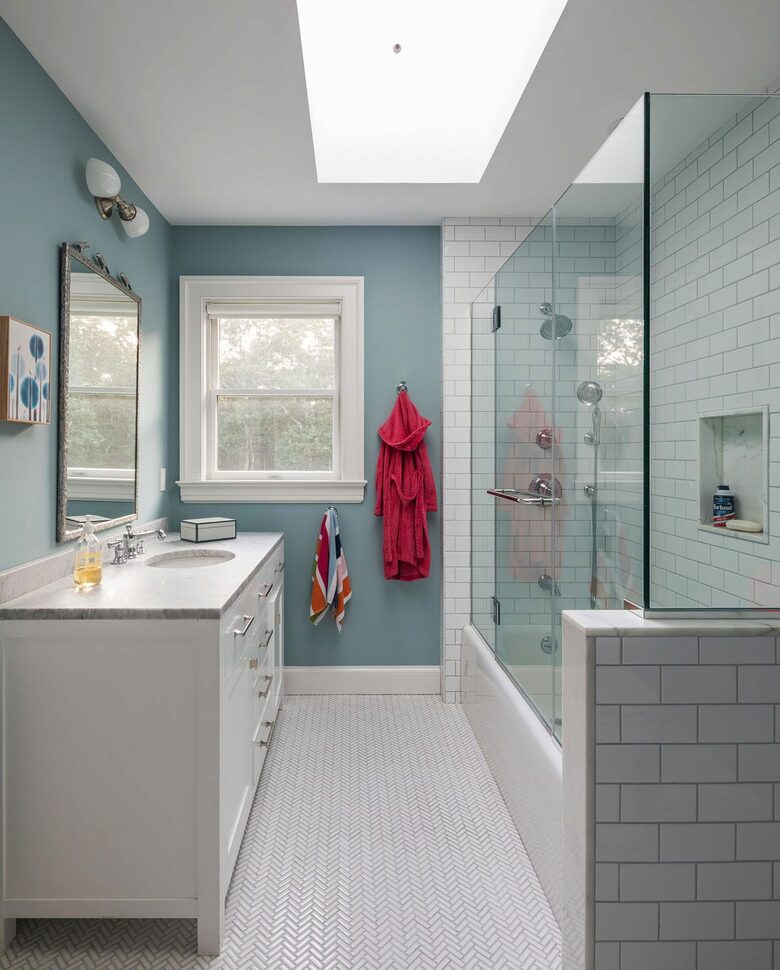 Home Exchange in Sag Harbor, NY, guest bathroom