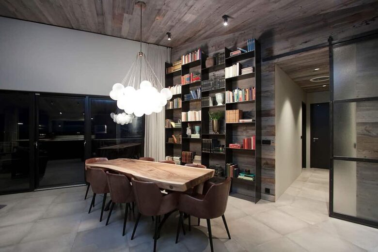 The Luxurious Viking Lodge - Selfoss, Iceland