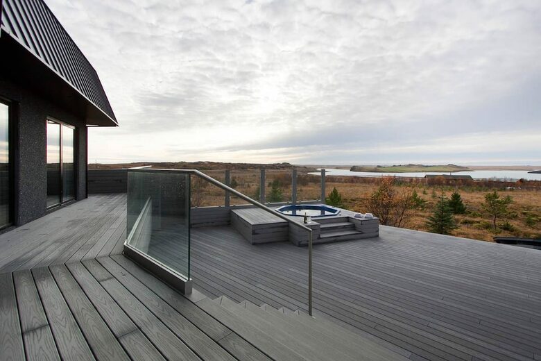 The Luxurious Viking Lodge - Selfoss, Iceland