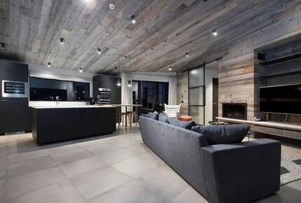 The Luxurious Viking Lodge - Selfoss, Iceland