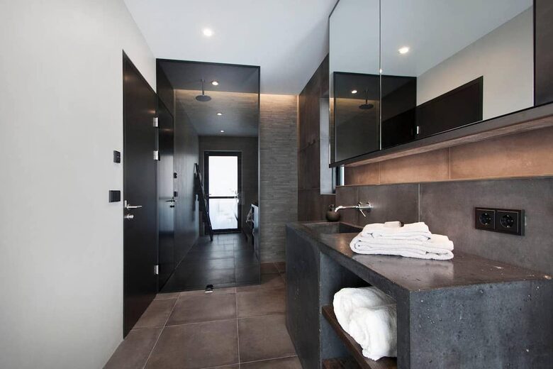 The Luxurious Viking Lodge - Selfoss, Iceland