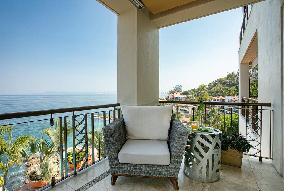 Conchas Chinas Beachfront Luxe - Puerto Vallarta, Mexico