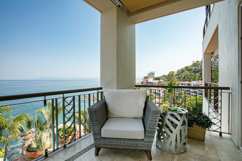 Conchas Chinas Beachfront Luxe - Puerto Vallarta, Mexico