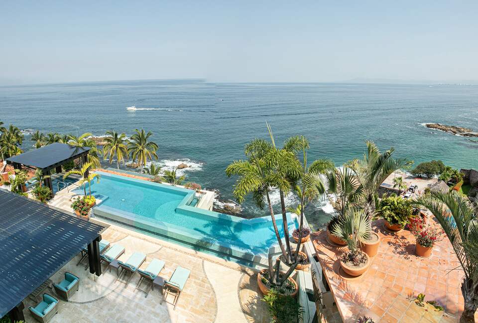 Conchas Chinas Beachfront Luxe - Puerto Vallarta, Mexico