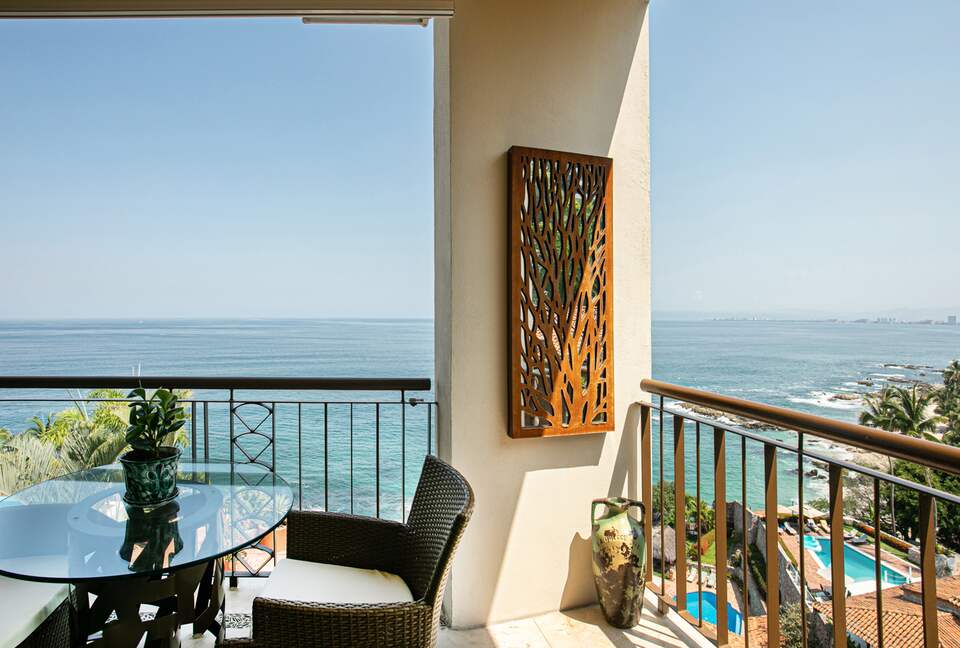 Conchas Chinas Beachfront Luxe - Puerto Vallarta, Mexico