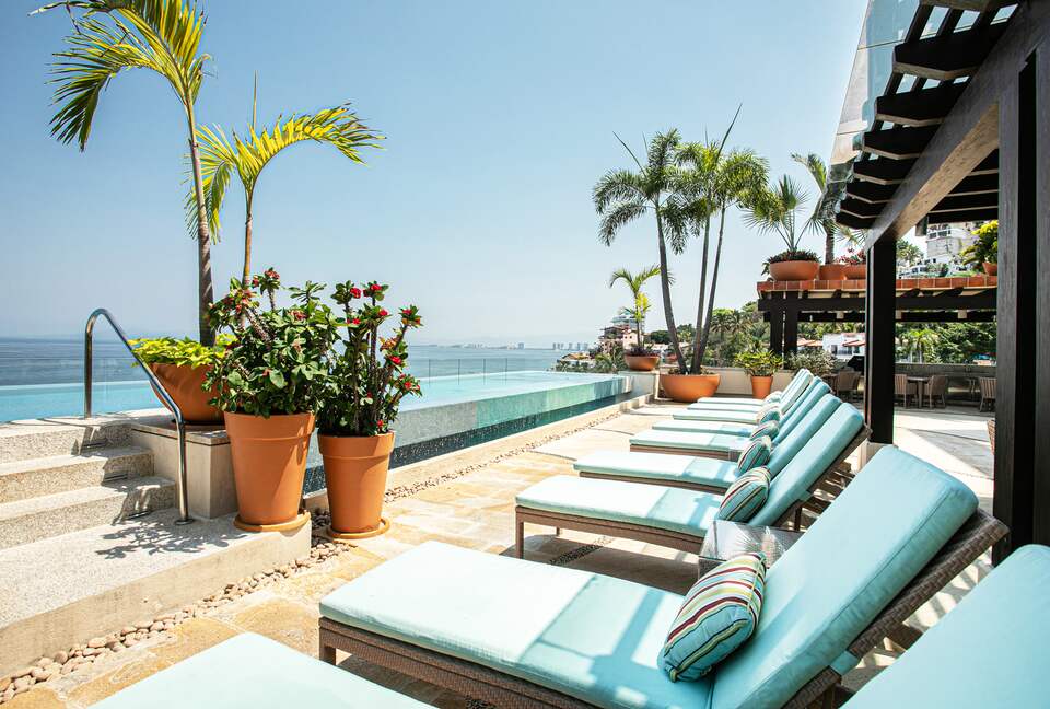 Conchas Chinas Beachfront Luxe - Puerto Vallarta, Mexico