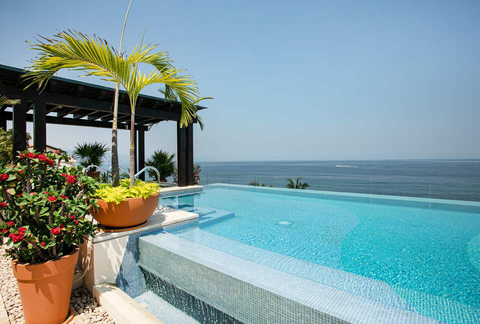 Conchas Chinas Beachfront Luxe - Puerto Vallarta, Mexico