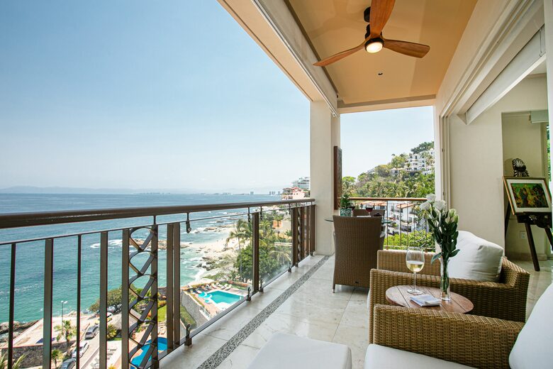 Conchas Chinas Beachfront Luxe - Puerto Vallarta, Mexico