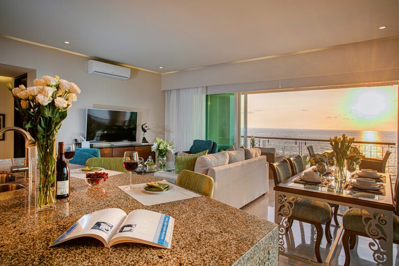 Conchas Chinas Beachfront Luxe - Puerto Vallarta, Mexico