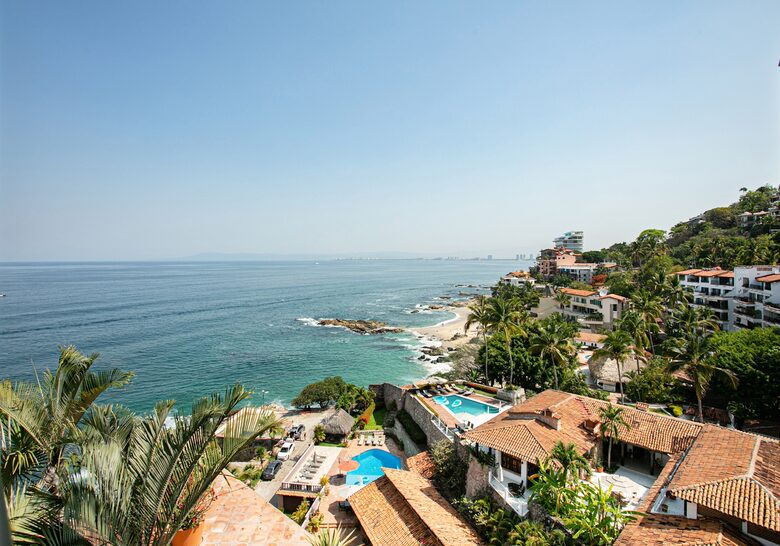 Conchas Chinas Beachfront Luxe - Puerto Vallarta, Mexico