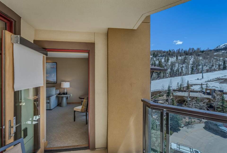 Balcony with beautiful mountain views