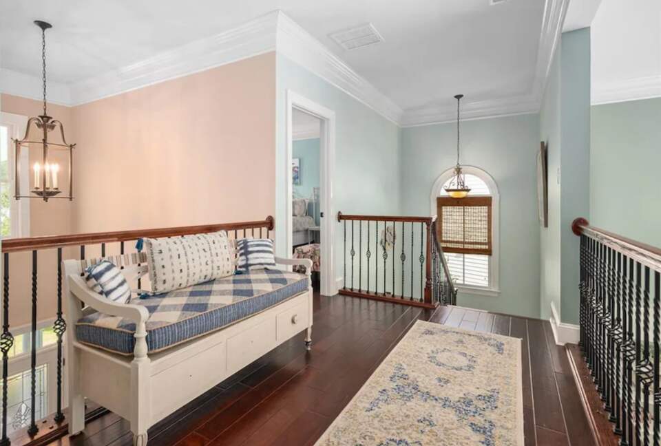 Beautiful breezeway upstairs