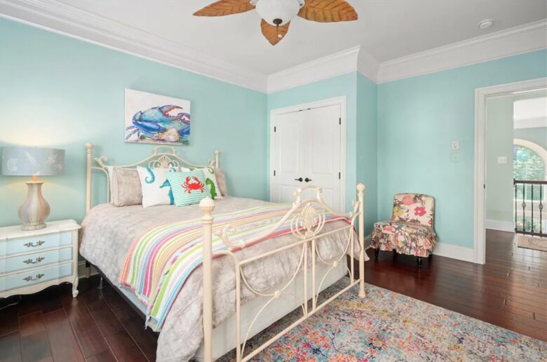 Colorful, bright secondary bedroom