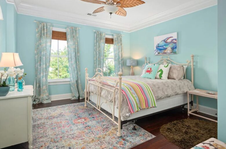 Beautiful secondary bedroom