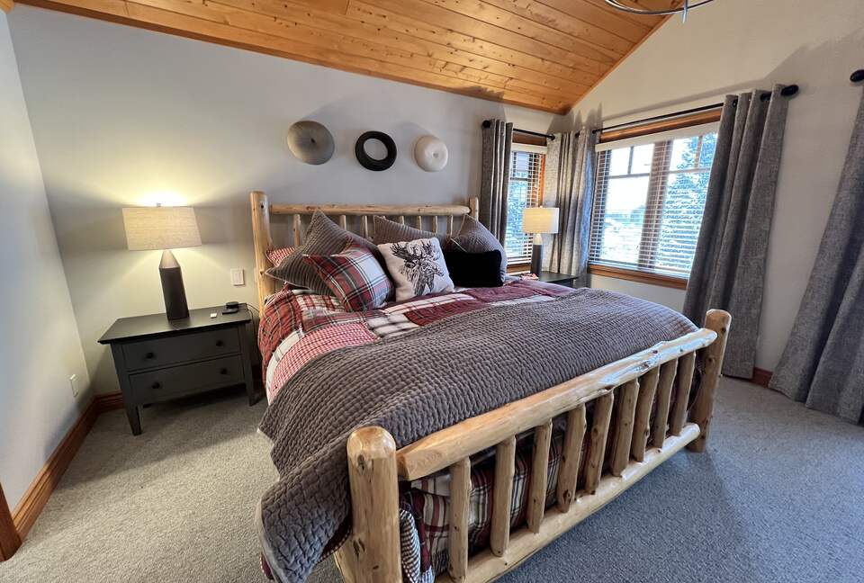 Master bedroom with mountain / golf course views