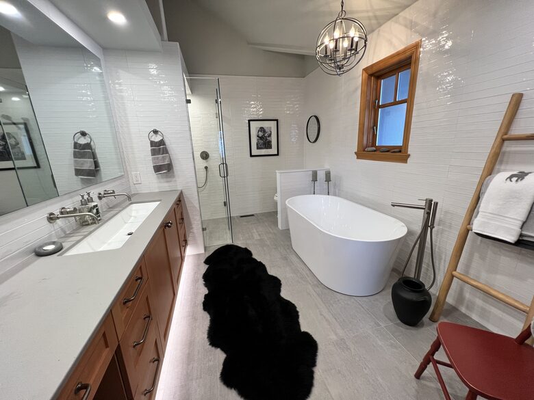 Master bedroom ensuite