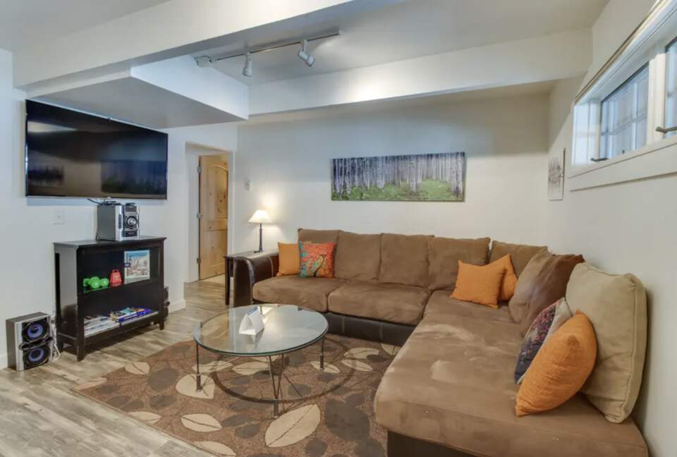 Home Exchange in Aspen, CO, living room