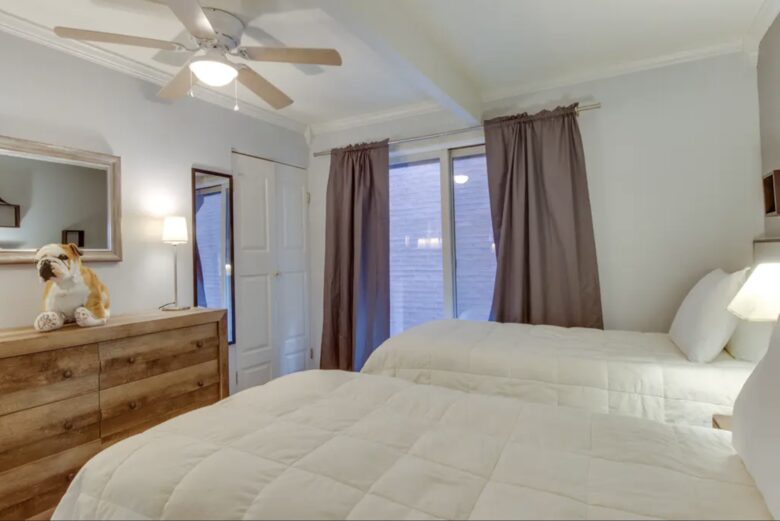 Home Exchange in Aspen, CO, twin-sized guest bedroom