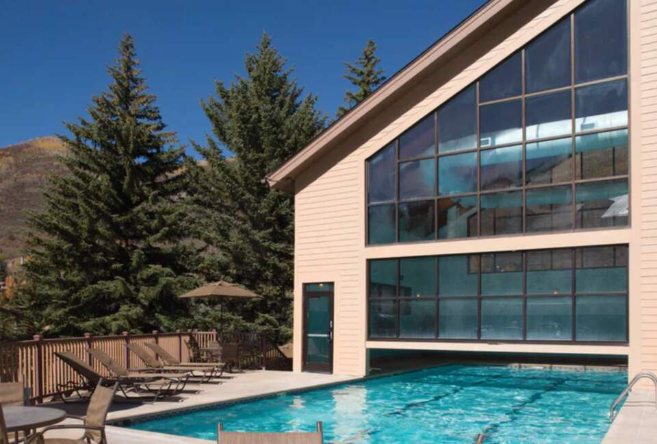 Community indoor/outdoor pool