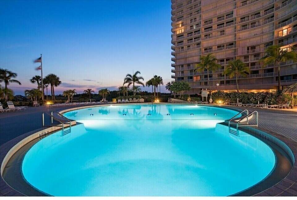 Home Exchange in Marco Island, FL resort style pool