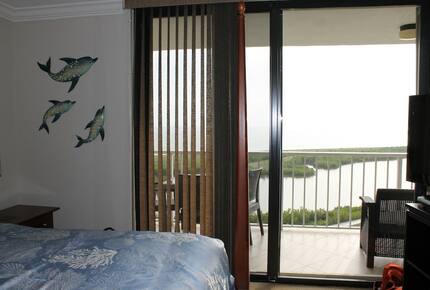 Home Exchange in Marco Island, FL master bedroom views of the ocean