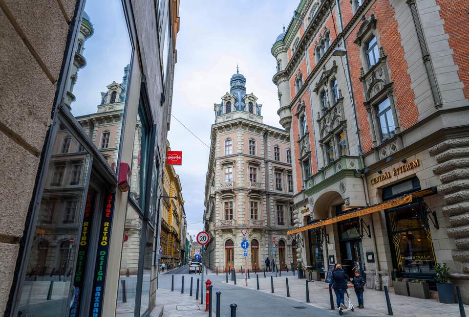 Budapest Old Town Luxury Retreat - Budapest, Hungary