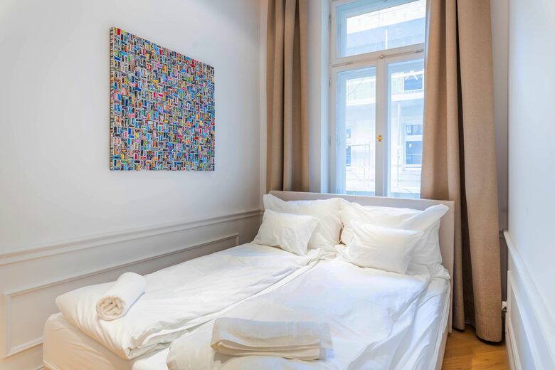 Budapest Old Town Luxury Retreat - Budapest, Hungary