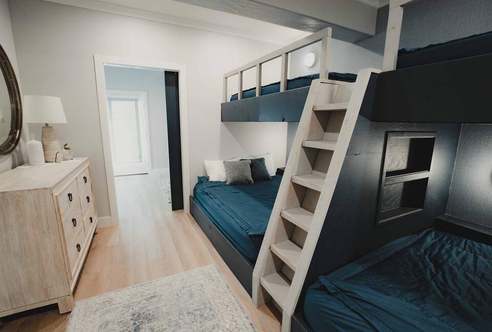 Skiing Eagle (Ski-in/Ski-out) - Beaver, Utah