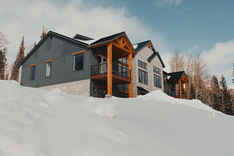 Skiing Eagle (Ski-in/Ski-out) - Beaver, Utah