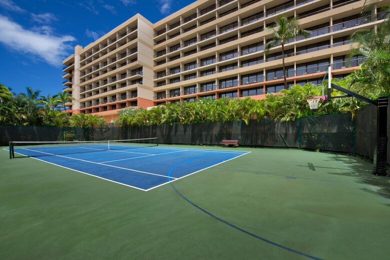 Home Exchange in Maui, HI, tennis and basketball court ready for use