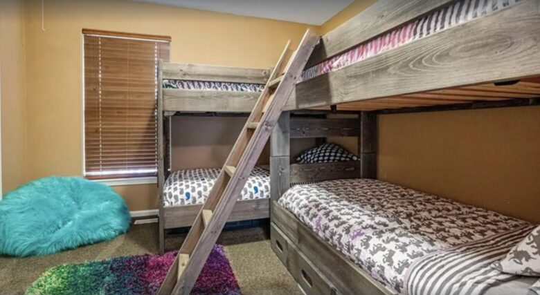 Bunk room