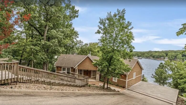 exterior of house and driveway