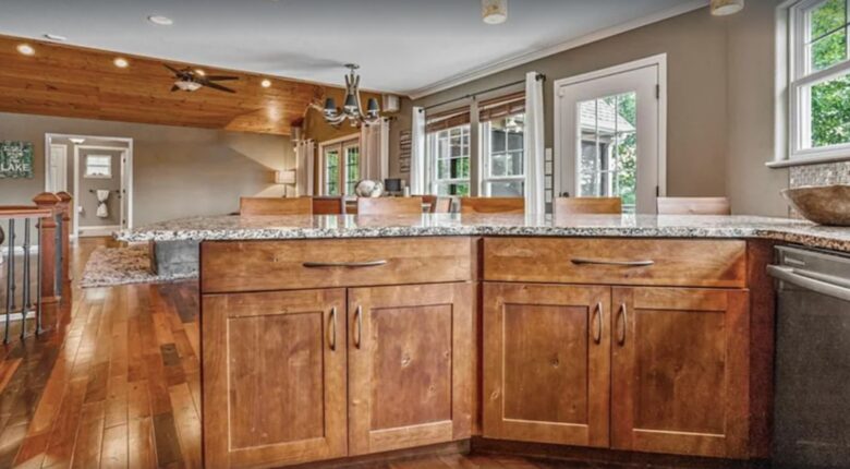Spacious kitchen with granite countertops