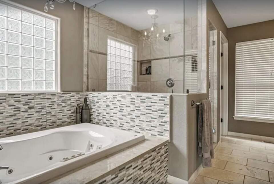 spa-like master bathroom