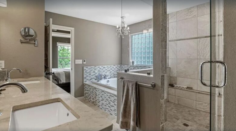 spa-like master bathroom