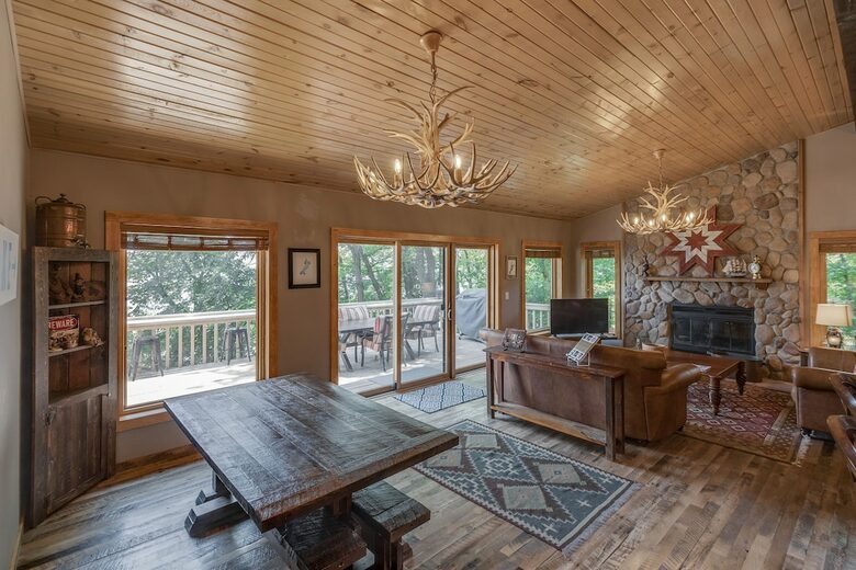 Home Exchange in Nisswa, MN, wood beam roof and floors